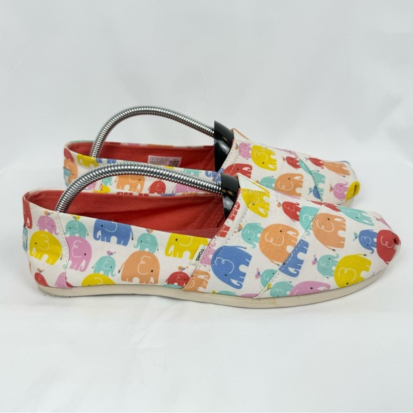 Toms shoes womens size 11 elephants elephant print pink teal yellow peach flats - Picture 3 of 8